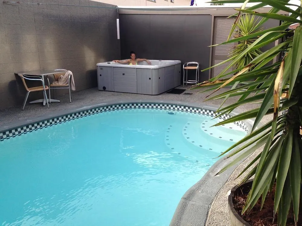 Rotorua Motel 4*,